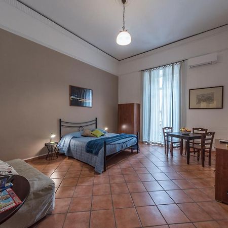 'Na Siesta Bed and Breakfast Napels Buitenkant foto