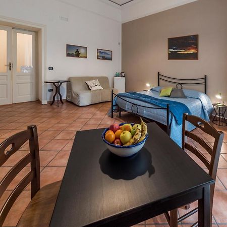 'Na Siesta Bed and Breakfast Napels Buitenkant foto