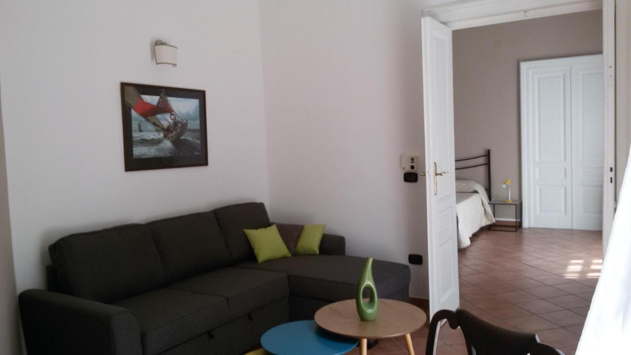 'Na Siesta Bed and Breakfast Napels Buitenkant foto