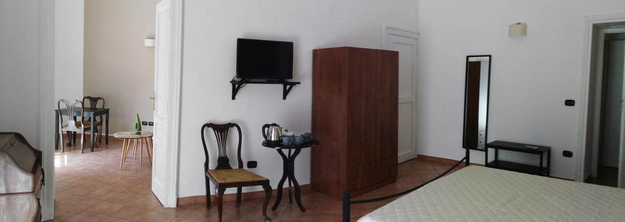 'Na Siesta Bed and Breakfast Napels Buitenkant foto